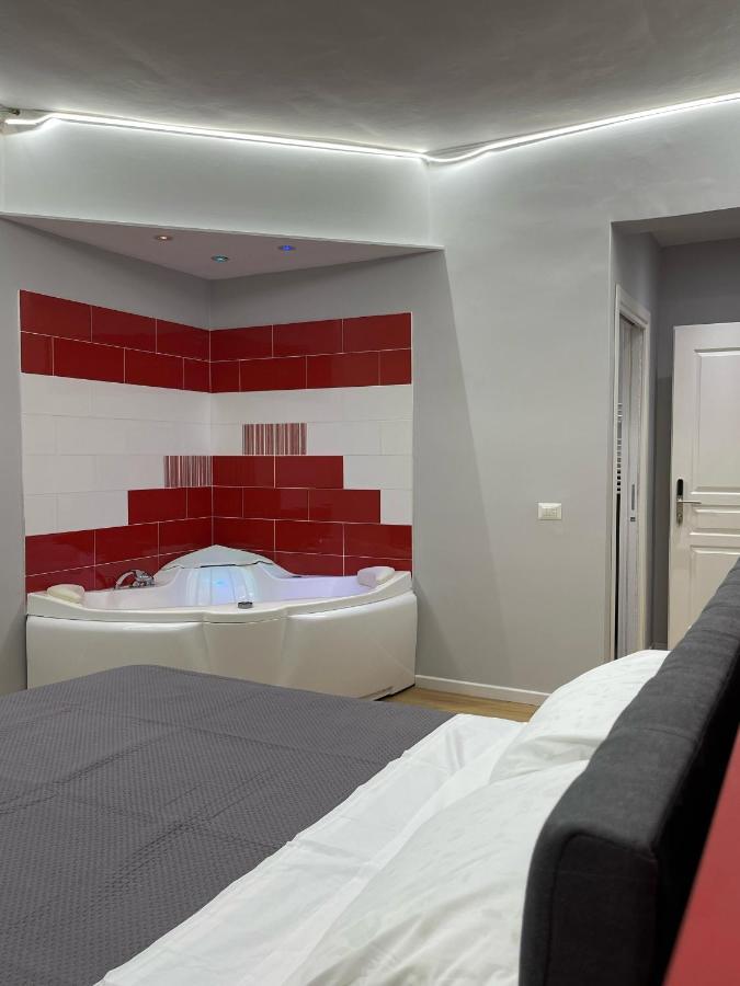 Vomero Suite And Deluxe Room B&B Napoli Dış mekan fotoğraf